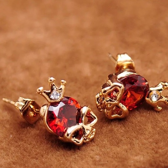 Red skull earrings - Picture 2 of 2